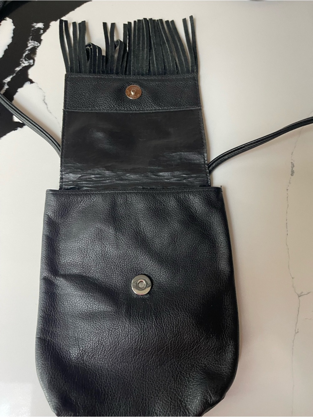 Harley-Davidson Black Leather Fringe Crossbody Pouch - Picture 2 of 10